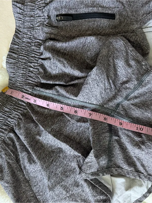 lululemon athletica Heathered Charcoal Athletic Shorts with Zipper Pocket 4” - Image 7