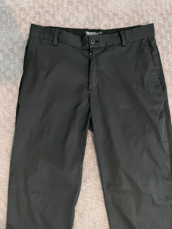 Nike NWOT Golf Tour Performance pants. Sz 30x32. Sz M - Image 2
