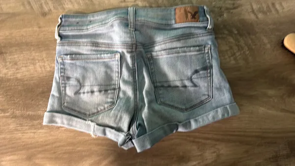 American Eagle Shorts - Image 2
