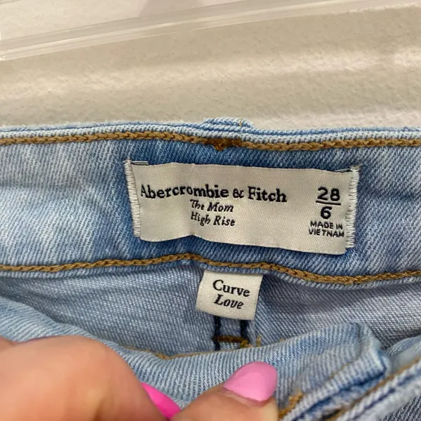 Abercrombie High Rise Mom‎ Jeans 28/6 Raw Hem Ankle Slim Fit Vintage Chic - Image 3