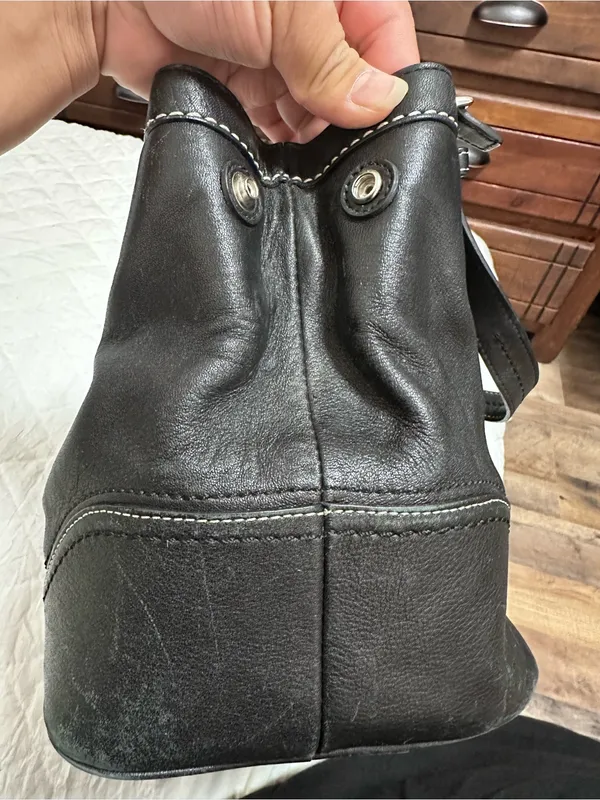 Coach Y2K Black Leather Shoulder Bag with Silver Buckle Hardware - Image 3