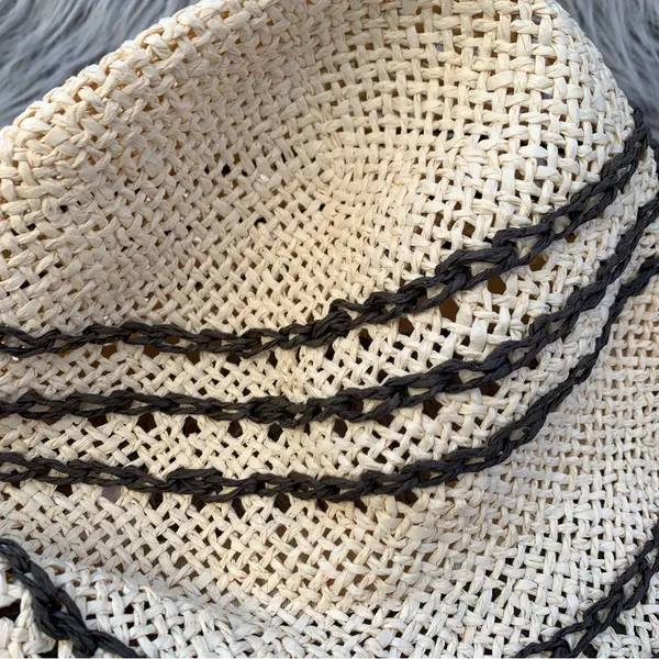 World market straw hat scalloped finish - Image 4