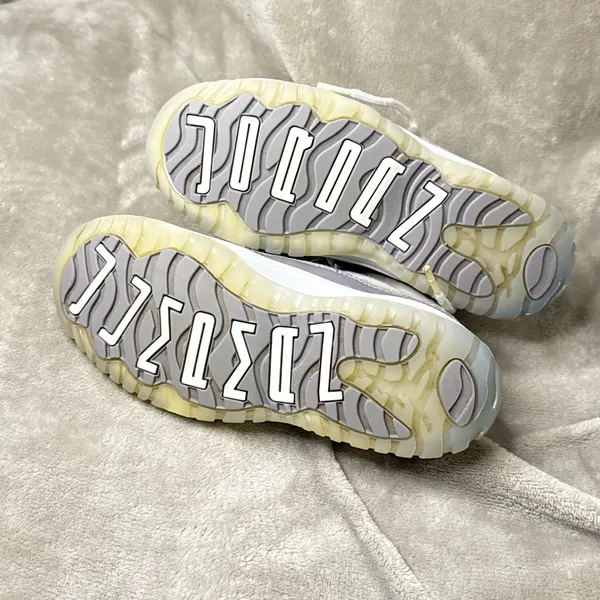 Nike Air Jordan 11 XI Retro PS Cool Grey Youth Basketball Sneakers 1.5Y - Image 6