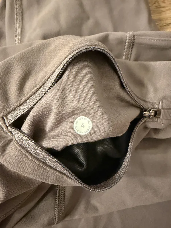 Lululemon leggings  - Image 4