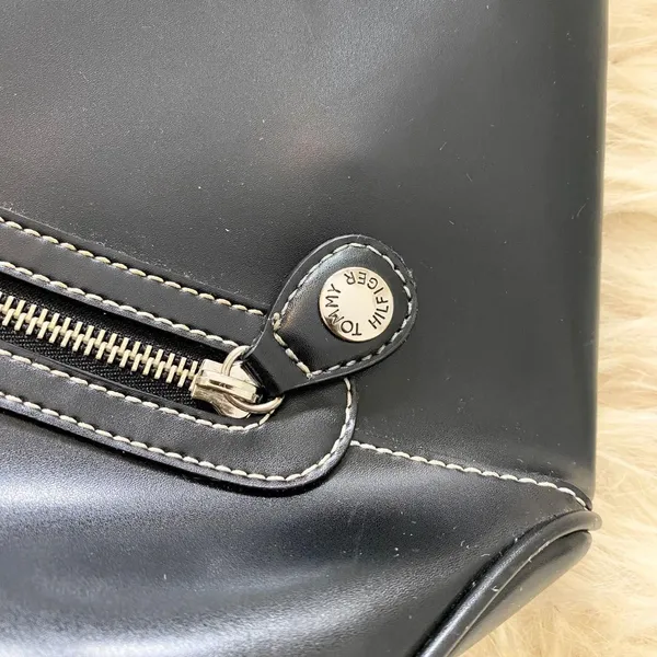 Vintage Y2K Tommy Hilfiger Black Silver Accent Stitching Hobo Shoulder bag - Image 4