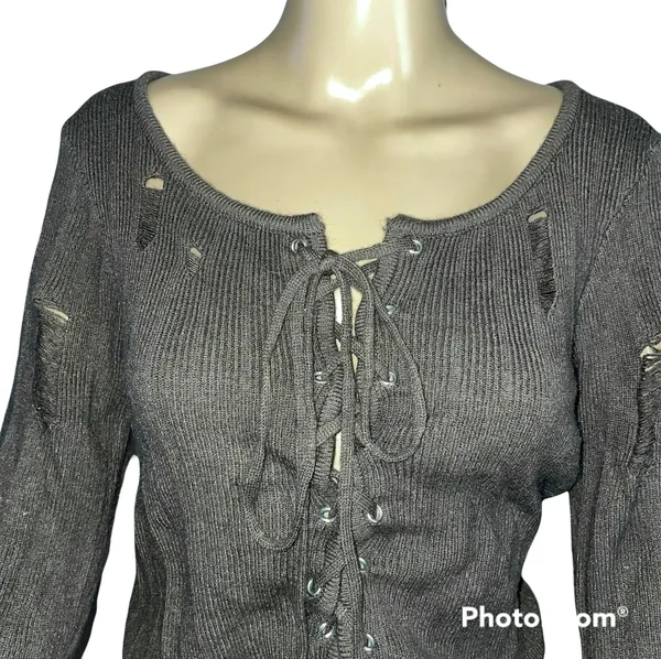 Lace Up Destroyed Cropped Sweater - Image 4
