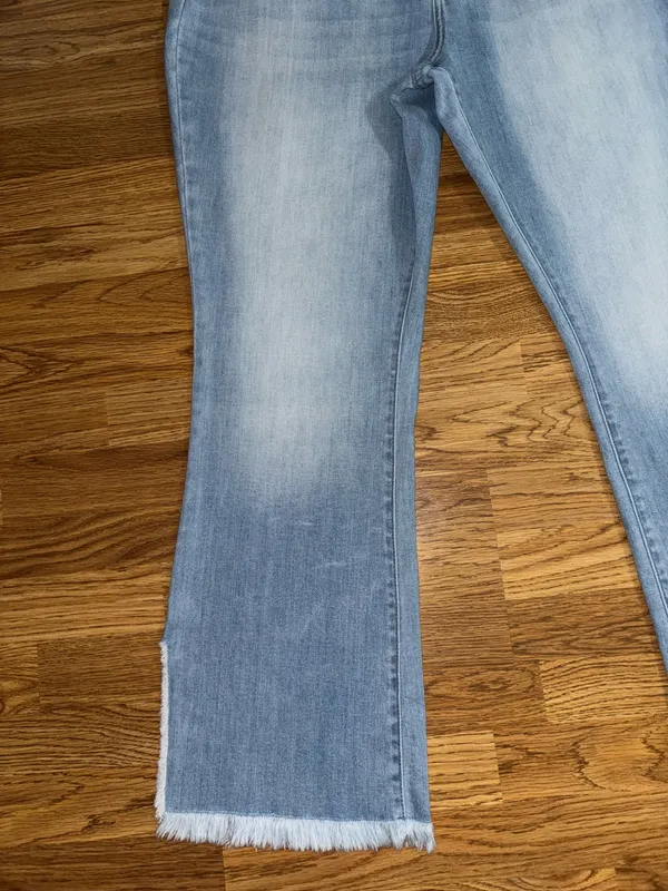 Kancan Bootcut Jeans Women’s Plus Size 22 Light Wash Distressed Raw Hem Slits - Image 7