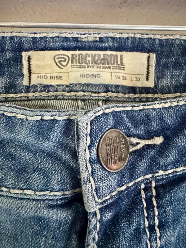 Rock & Roll Denim Medium Wash Mid Rise Bootcut Jeans Size 28x32 (see measures) - Image 4