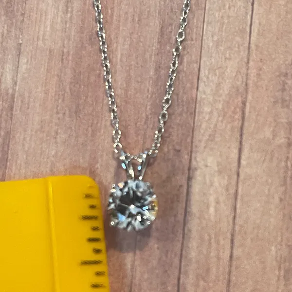 White sapphire solitaire necklace sterling silver - Image 7