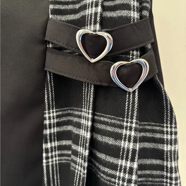 ROMWE Black Skirt with Plaid and Heart Accents M (6) - Image 3