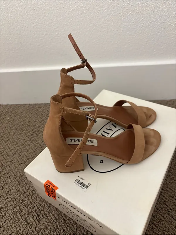 Steve Madden Irenee Heeled Sandal - Image 6