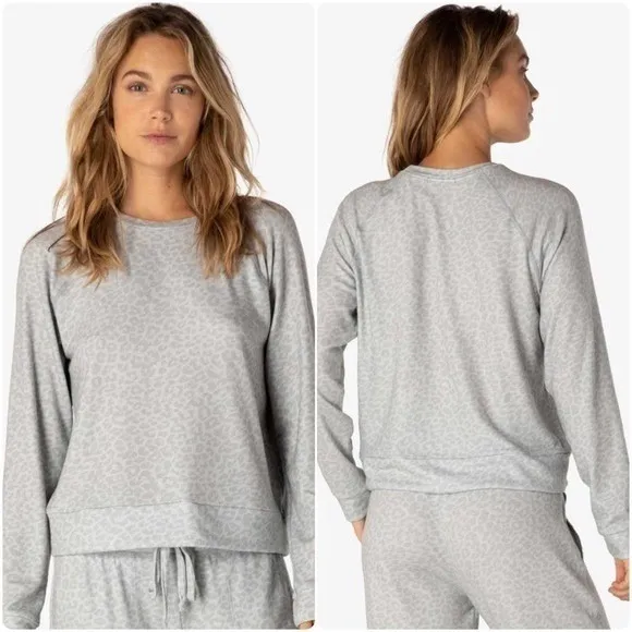 Beyond Yoga Leopard Printed Favorite Raglan Crew Pullover Gray PH7545 Womens M‎ - Image 2