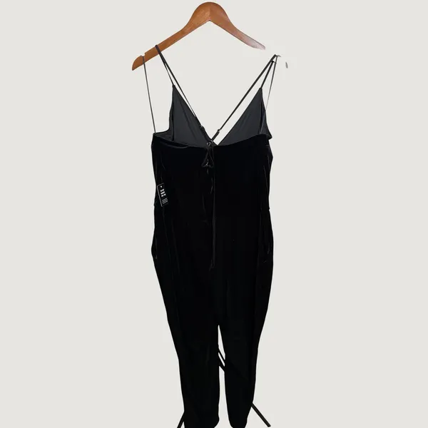 Express Black Velvet V-Neck Double Strap Jumpsuit XL 941332 - Image 6