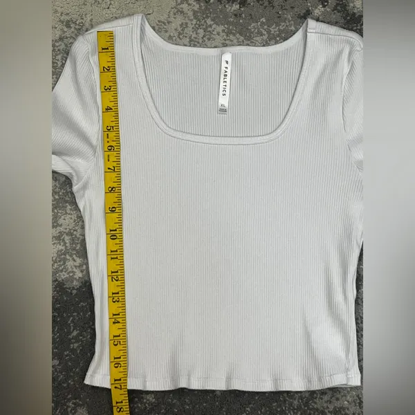Fabletics Daily white ribbed long-sleeve square-neck crop top Size XL - Image 6