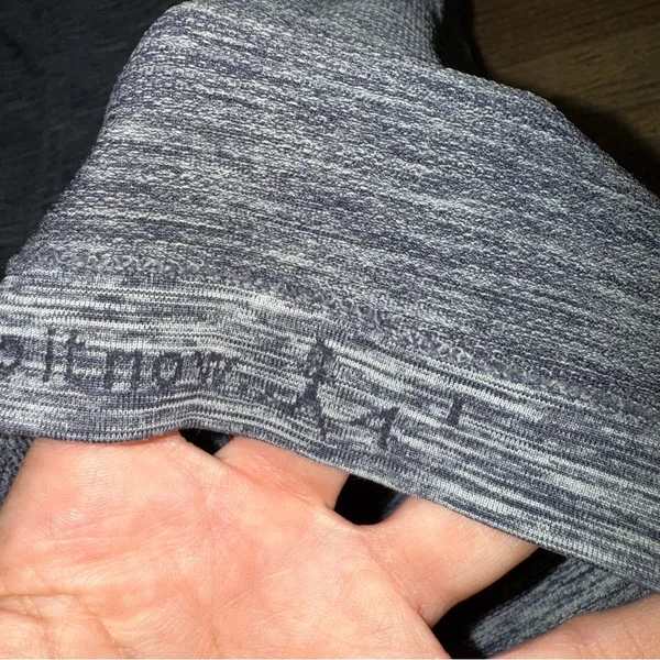 Lululemon Run: Swiftly Tech Long Sleeve Crew Space Dye Heathered Going Grape - Image 12