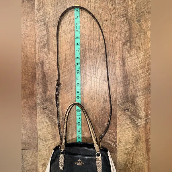 Coach Minetta Snakeskin-Patterned Black and Cream Crossbody Bag - Image 13