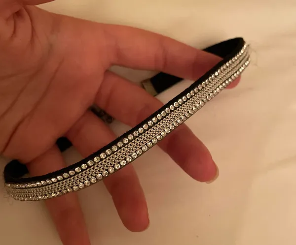 Brandy Melville White Crystal Choker - Image 2
