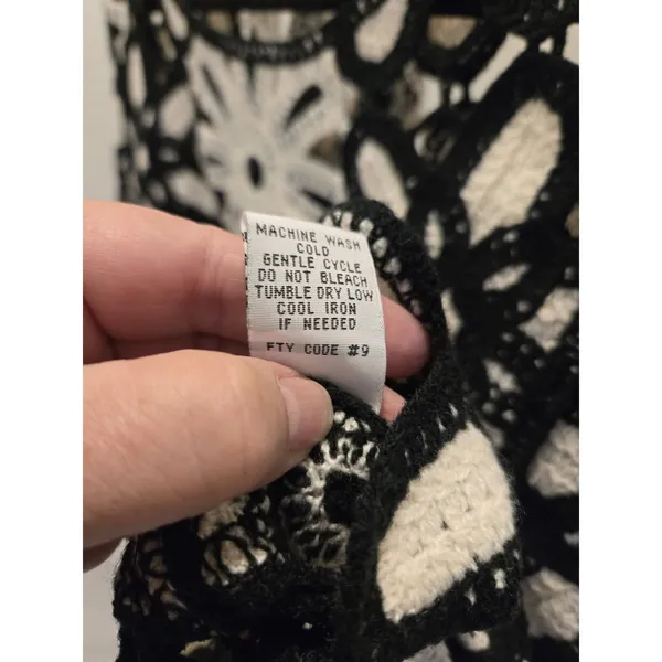 Rebellion Again Floral Crochet Top Black White Open Knit Daisy Sweater Women L - Image 6
