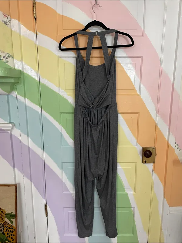 Halara Backless U Neck Twisted Harem Gray Jumpsuit w Pockets Sz M 💚🎀 - Image 6