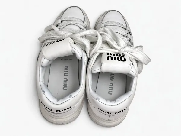 Miu Miu White Leather Logo Low Top Sneakers Made in Italy SIZE 35.5 - Image 11