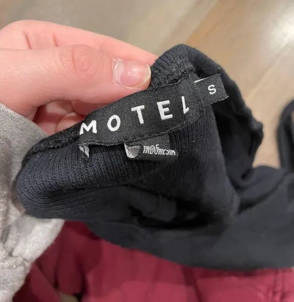 Black Size S - Image 2
