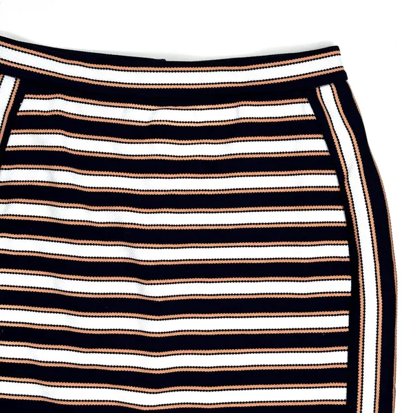 Banana Republic Textured Stripe Pencil Skirt Size 2P - Image 3