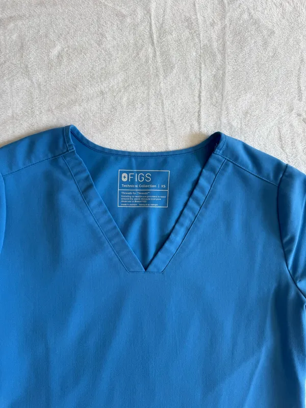 Figs Capri Blue Casma Scrub Top - size XS - Image 3