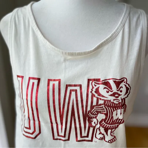 PINK UW Madison Badgers Cropped Backless Foil Print Graphic Tank Top Sz Large - Image 8