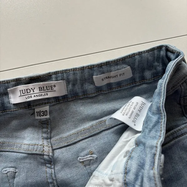Judy Blue Los Angeles Womens Straight Fit Light Wash‎ Jeans - Size 11/30 - Image 4
