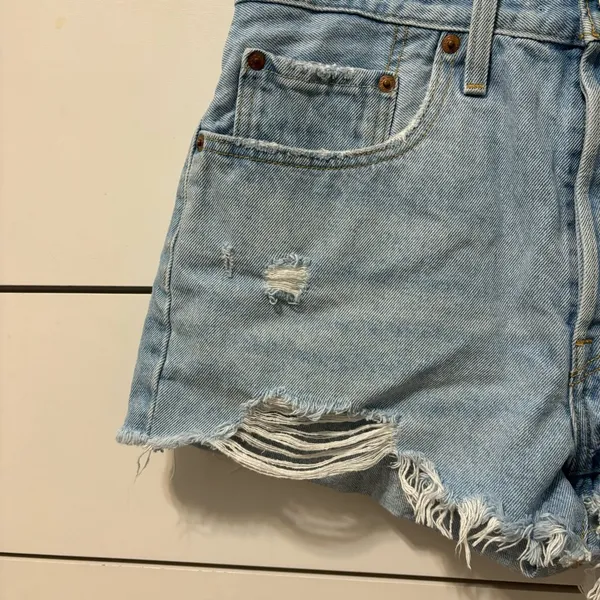 Levi’s 501 Denim Shorts - Image 4