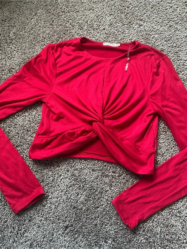 Heart & Hips Red Long-Sleeve Twist-Front Crop Top - Image 2