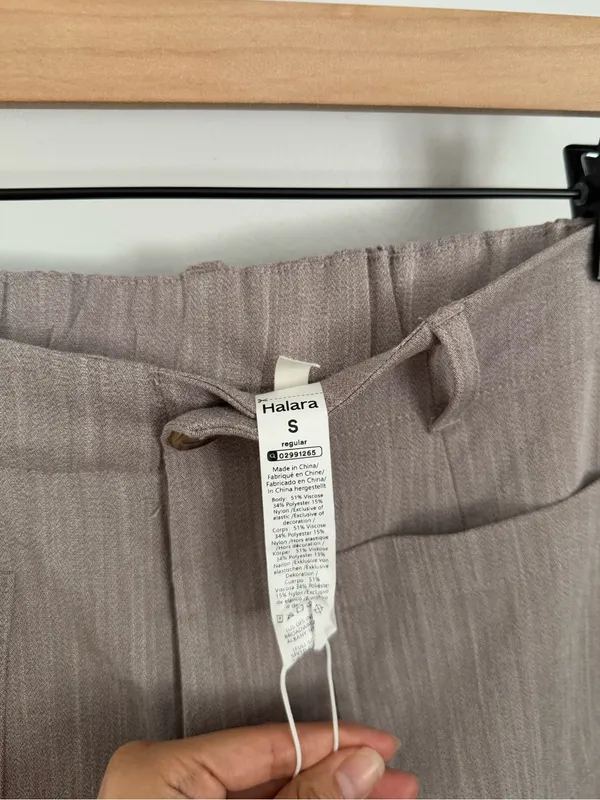 Halara Small NEW High Waisted Straight Leg Relaxed Pants Office Work Oatmeal - Image 2