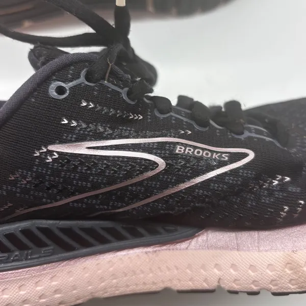 Brooks Glycerin GTS 19 Womens 7.5 Wide Black Rose Gold Running Shoes - Image 12