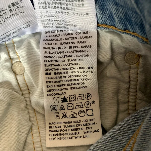 Levi's 501 Light Wash Raw‎ Hem Skinny Jeans - Image 6