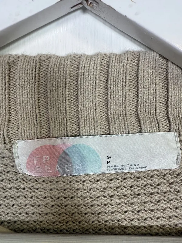 Free People FP Beach Chunky Boxy Cardigan in oatmeal W2356 Sz S - Image 6