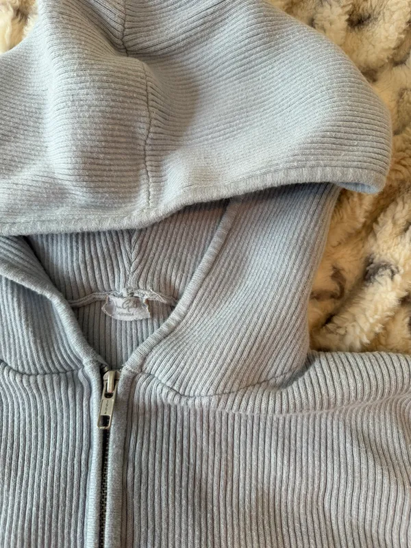 PacSun Cropped Ribbed Sweater - Image 2