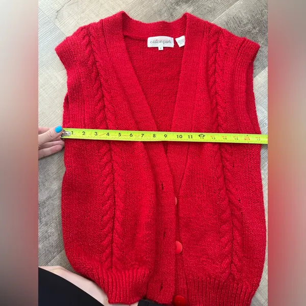 Women's Red Button Down Chunky Knit Sweater vest with pockets medium‎ - Image 3
