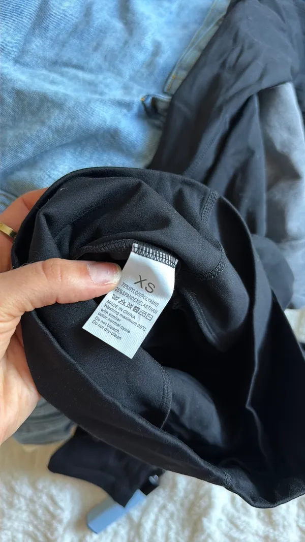 Lululemon Black Leggings - Image 4