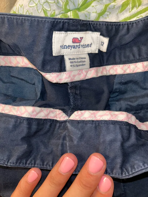 Vineyard Vines Shorts - Image 2