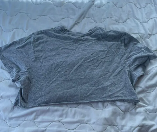 Size Slim xl  Crop Tee - Image 3