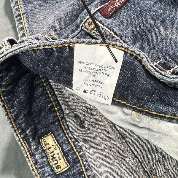 Silver Suki Bootcut Jeans, Size 31x31 - Image 5