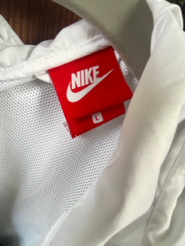 Nike Wind Breaker - Image 2