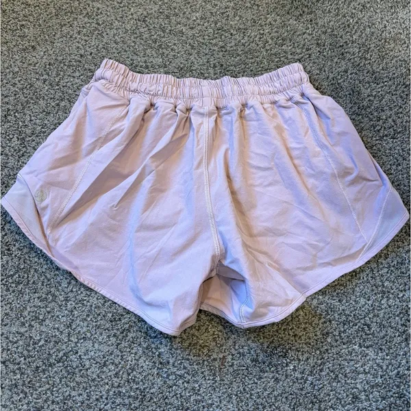 Lululemon Hotty Hot Shorts - Image 3