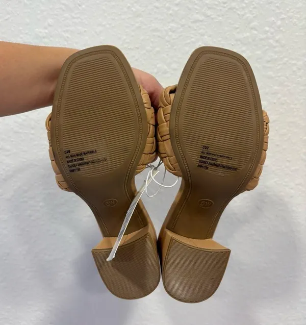NWT a new day tan faux leather heel sandals - Image 3
