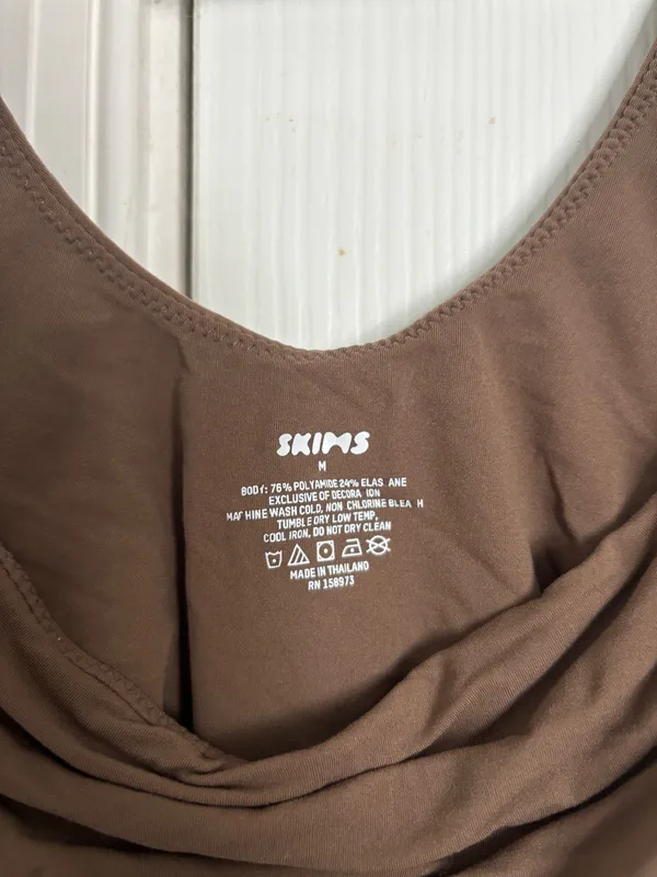 SKIMS Women's One Piece Bodysuit Brown Solid Moderate Compression Wireles - Image 2