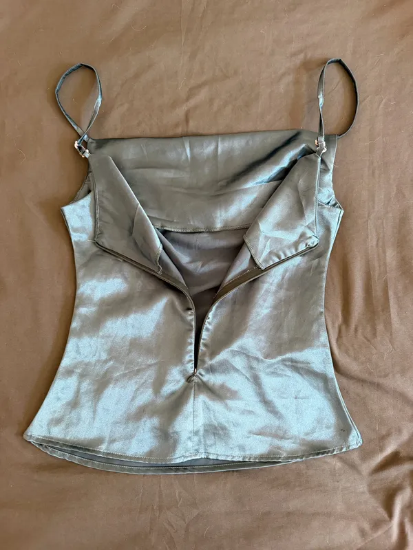 Green top - Image 2