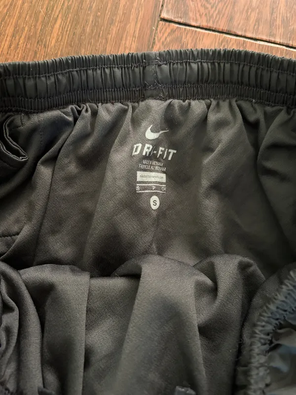 nike running shorts - Image 2