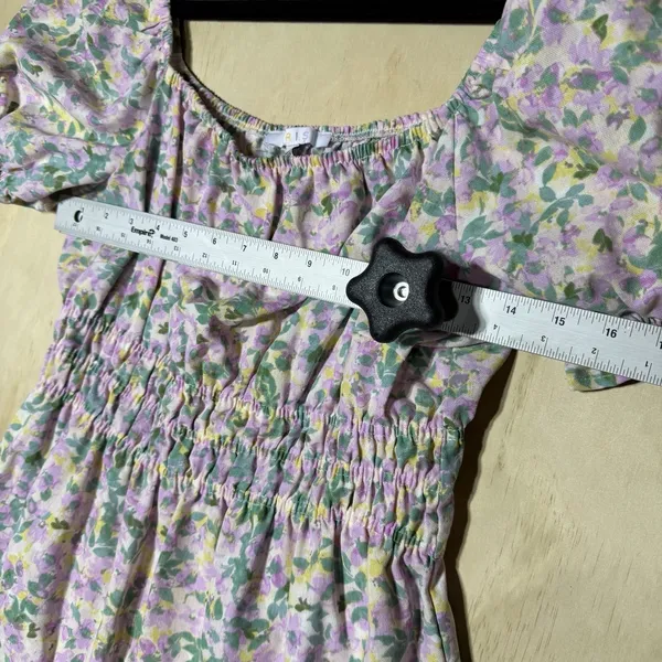 Iris‎ Women's Floral Puff Sleeve Smocked Mini Dress Cottagecore Lavender Large - Image 5