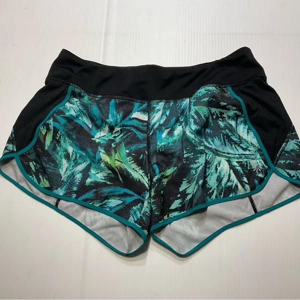 Athleta Women Sz S Track This Run Nepali Teal Green Black 3” Athletic Shorts - Image 2