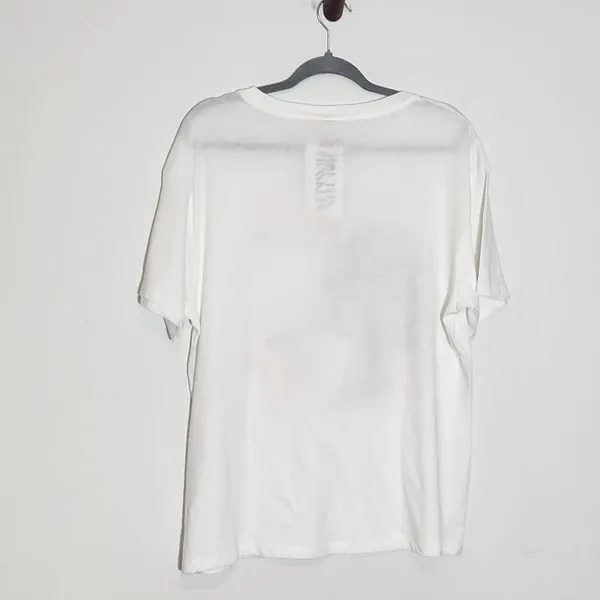 Aretha Franklin T-Shirt NWT Size Medium White Short Sleeve Aretha Franklin Tee - Image 4